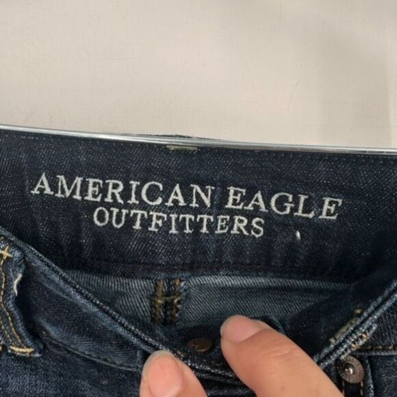 American Eagle Outfitters Women's Stretch Artist Cropped Jeans Blue Denim Size 4 - Picture 4 of 12